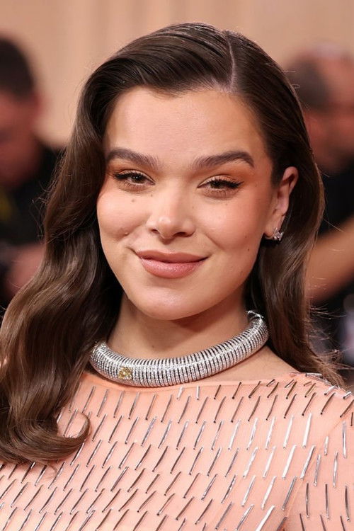 Hailee Steinfeld